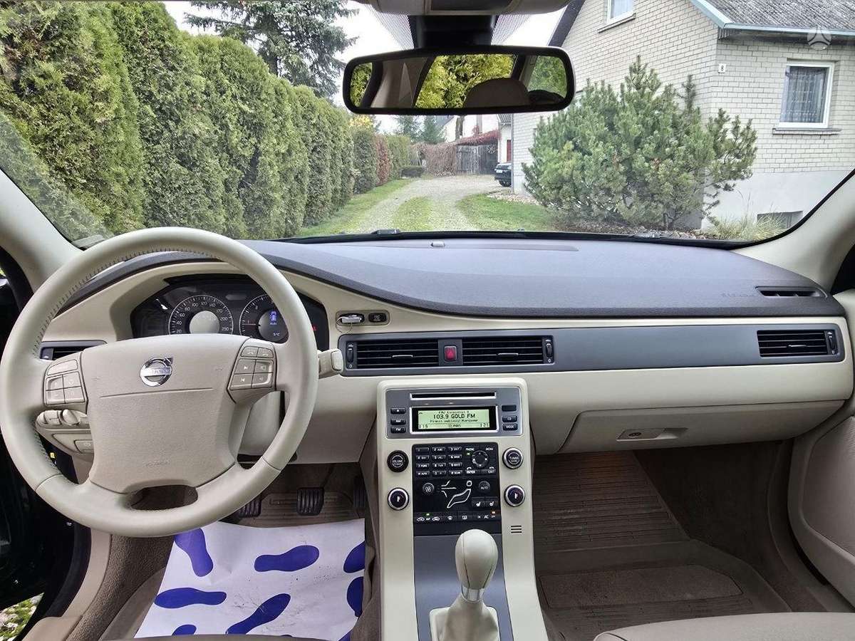 Volvo V70 2008 — photo 7