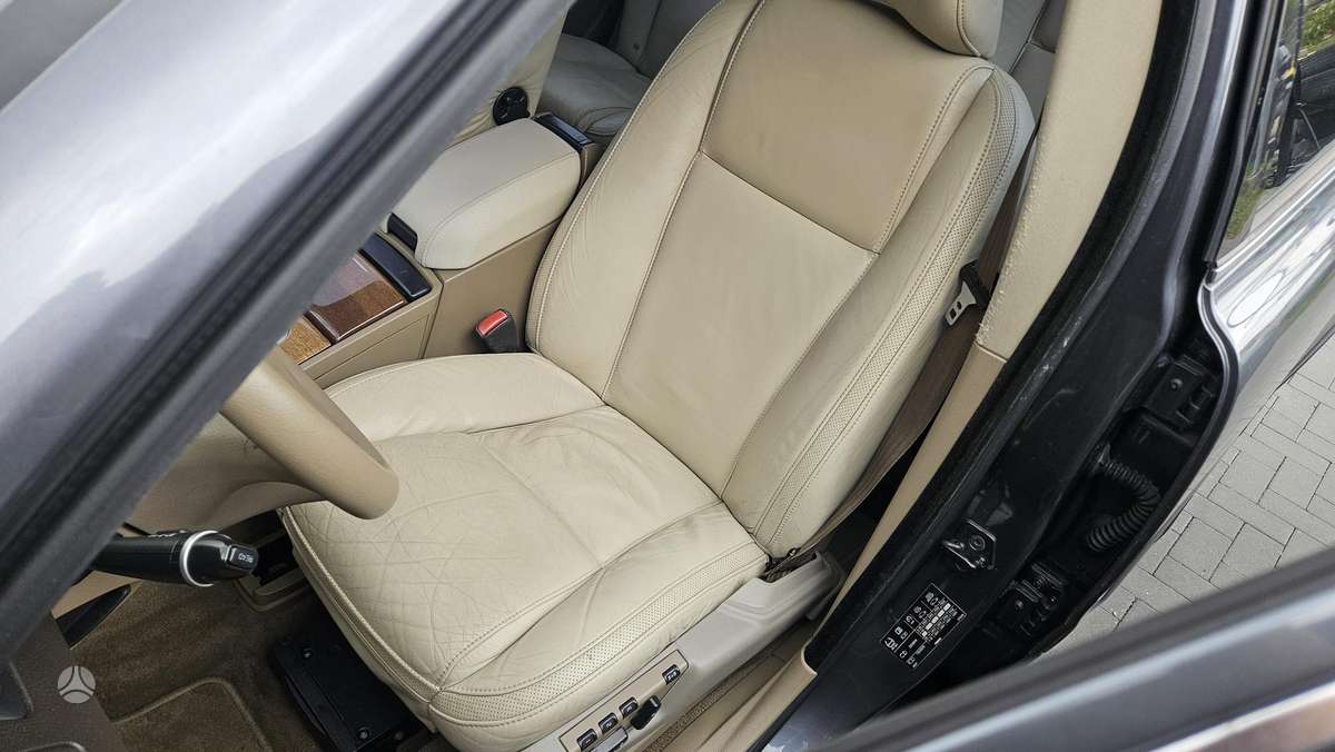 Volvo XC90 2008 — photo 11