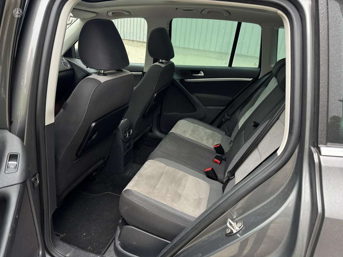 Volkswagen Tiguan 2012 — photo 10