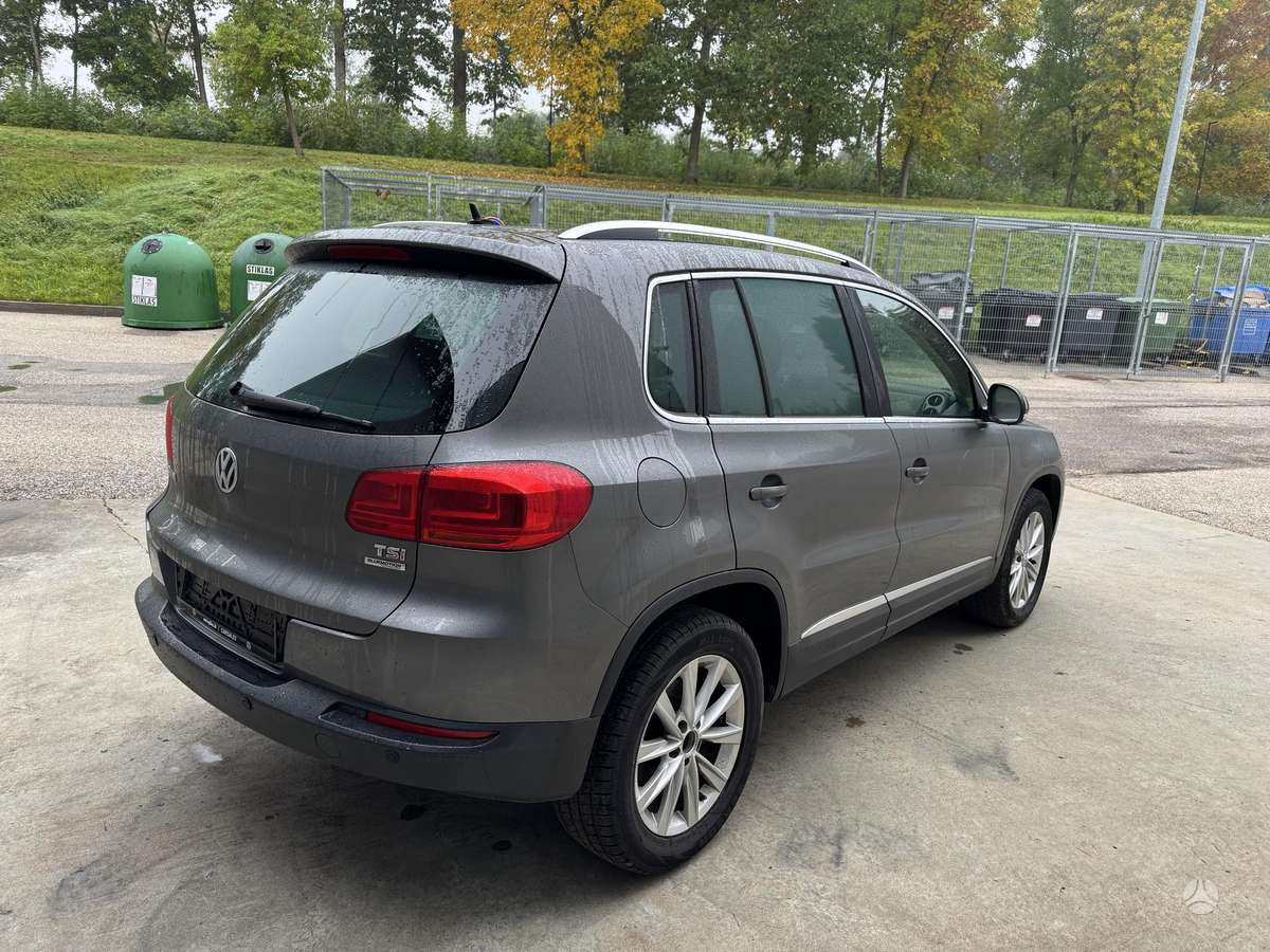 Volkswagen Tiguan 2012 — engine 1400 cm³, 160 HP (118kW)