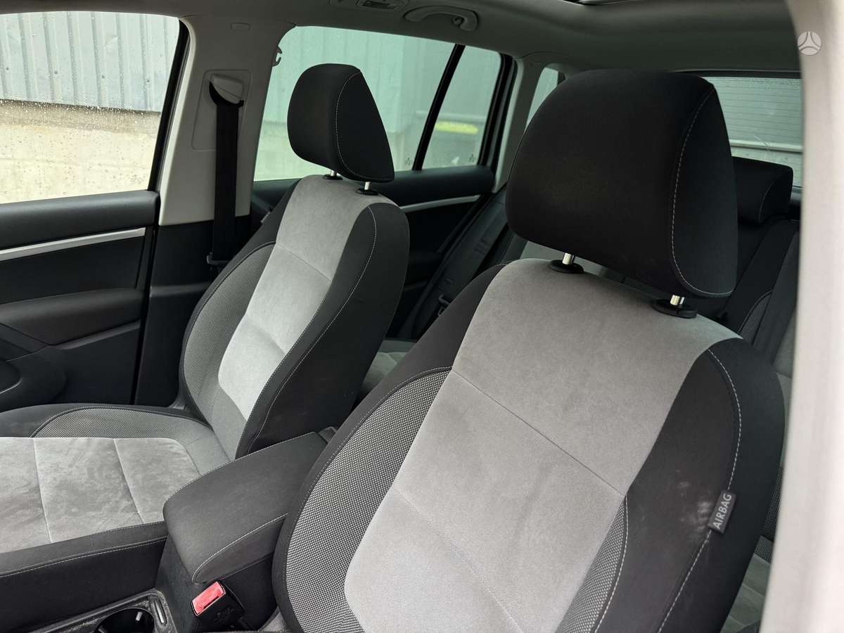 Volkswagen Tiguan 2012 — photo 8