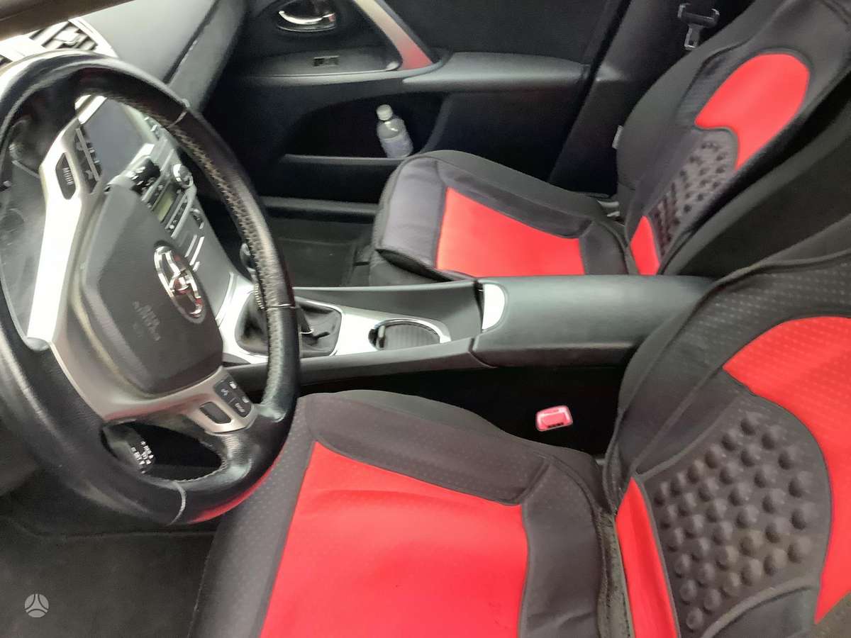 Toyota Avensis 2012 — photo 6