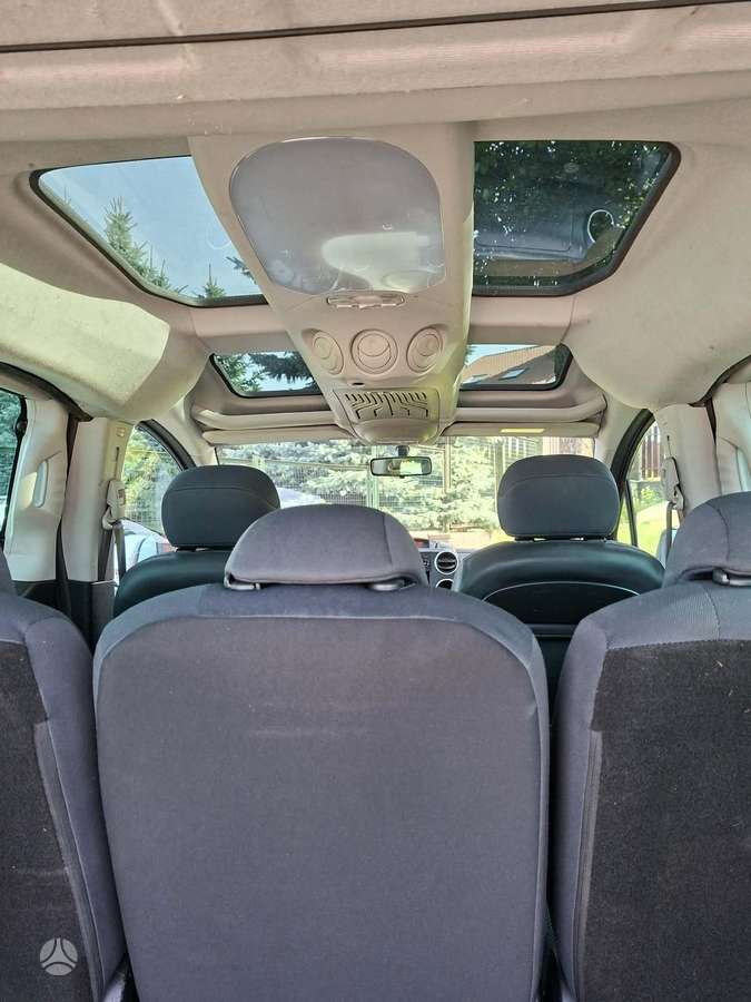 Peugeot Partner 2009 — photo 12