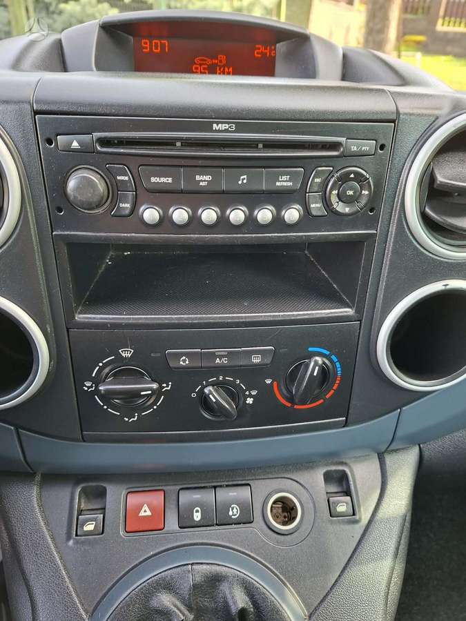 Peugeot Partner 2009 — photo 7