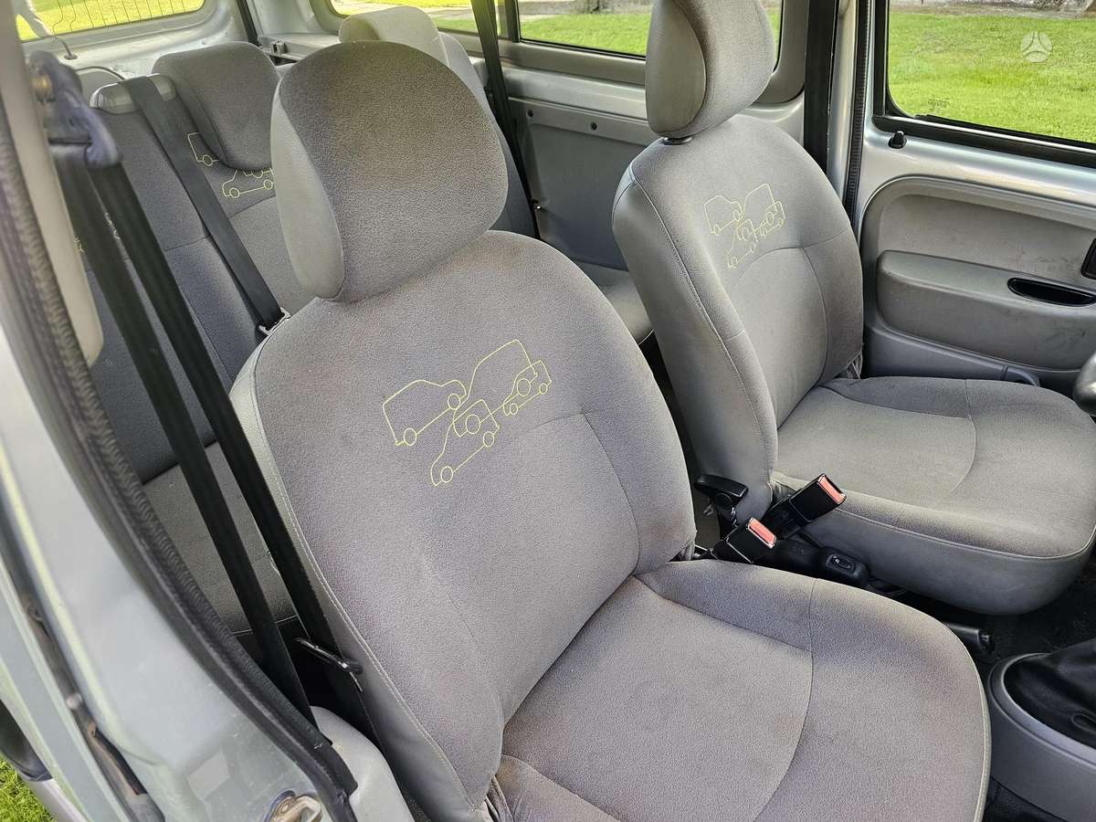 Renault Kangoo 2004 — photo 15