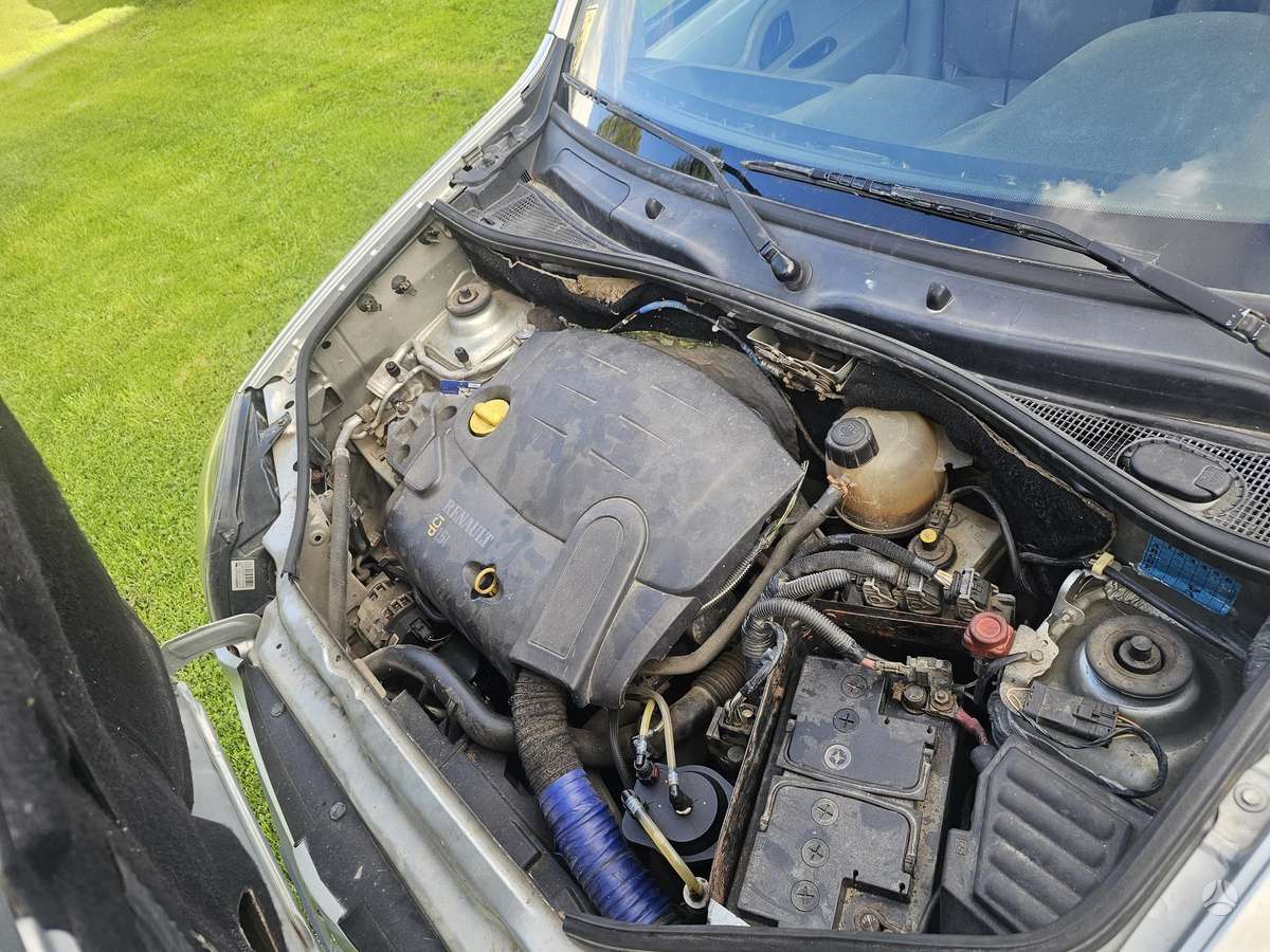 Renault Kangoo 2004 — photo 16