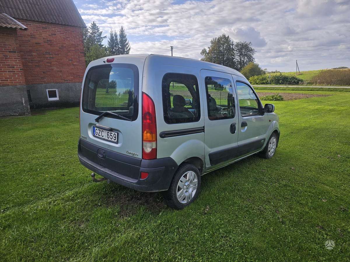 Renault Kangoo 2004 — interior