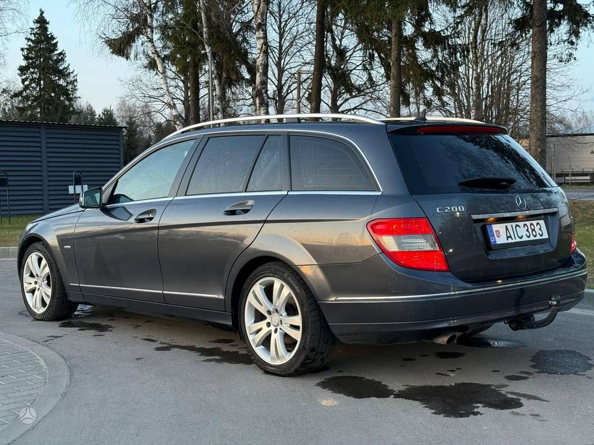 Mercedes-Benz C200 2009 — двигун 2148 cm³, 136 HP (100kW)