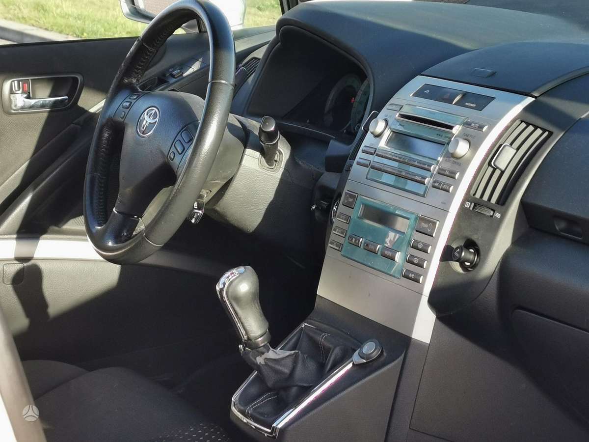 Toyota Corolla 2007 — photo 18