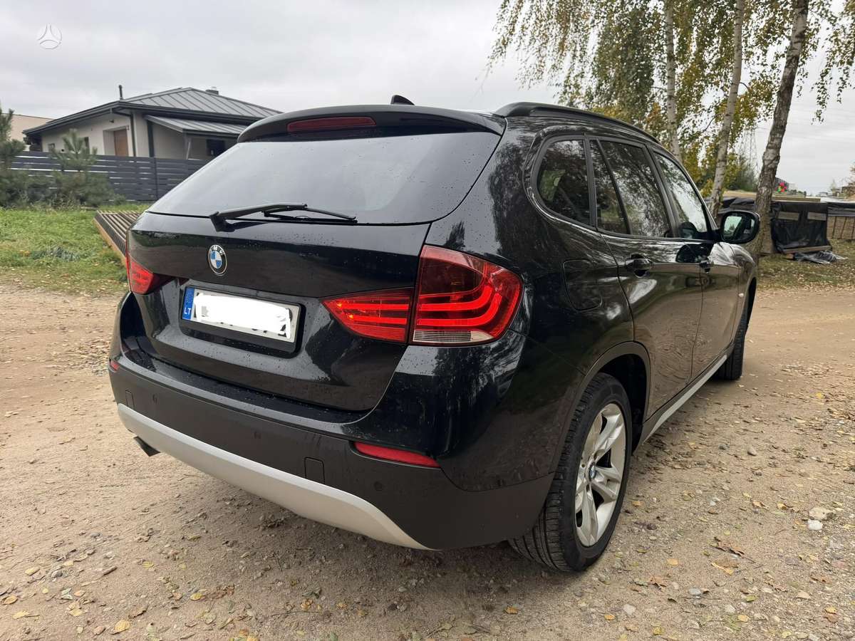 BMW X1 2012 — photo 6