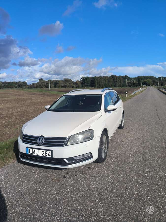 Volkswagen Passat, 2011