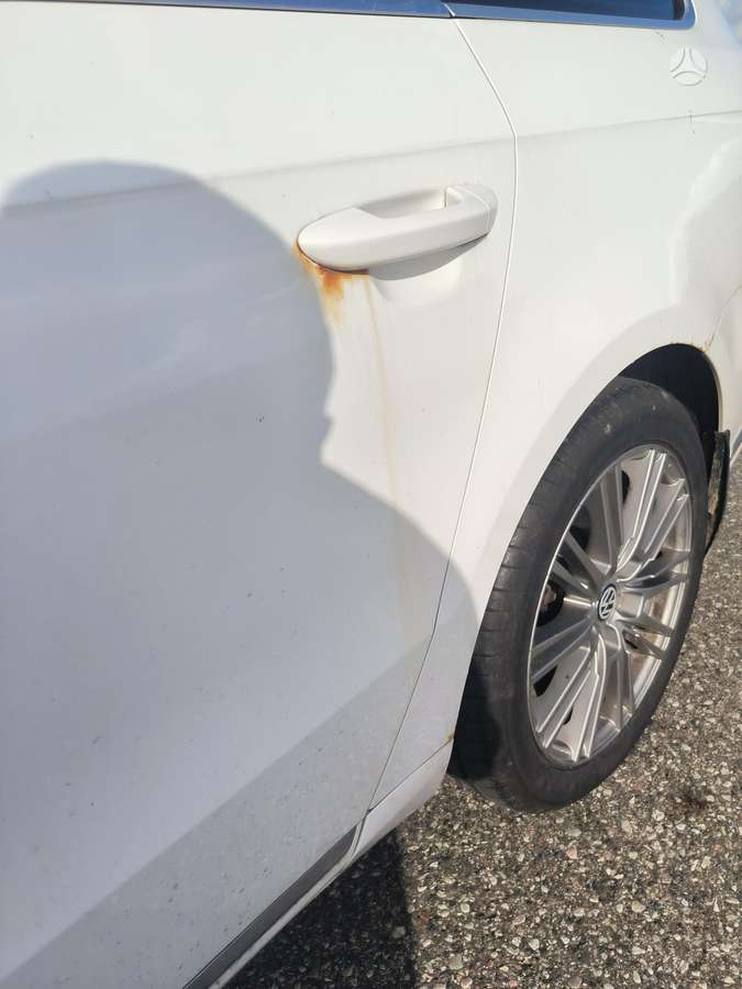 Volkswagen Passat 2011 — photo 6