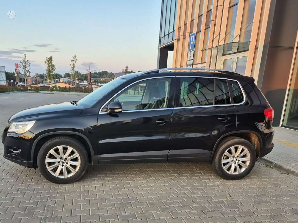 Volkswagen Tiguan 2008 — engine 1968 cm³, 140 HP (103kW)