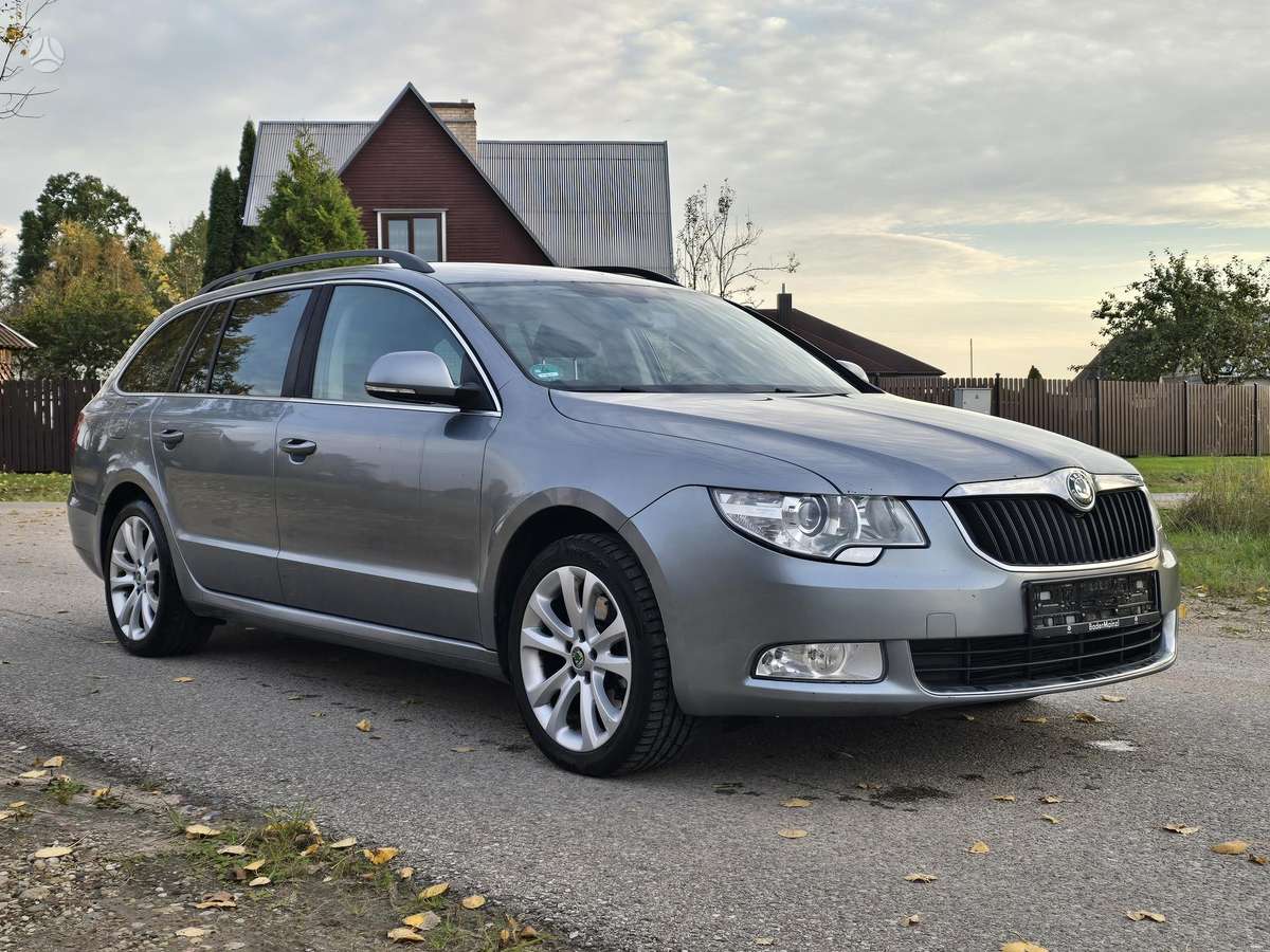 Skoda Superb 2013 — фото 13
