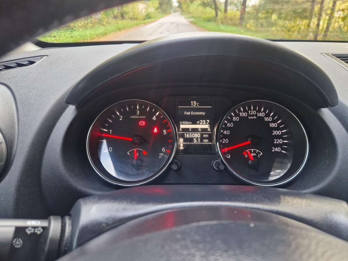 Nissan Qashqai 2012 — photo 18