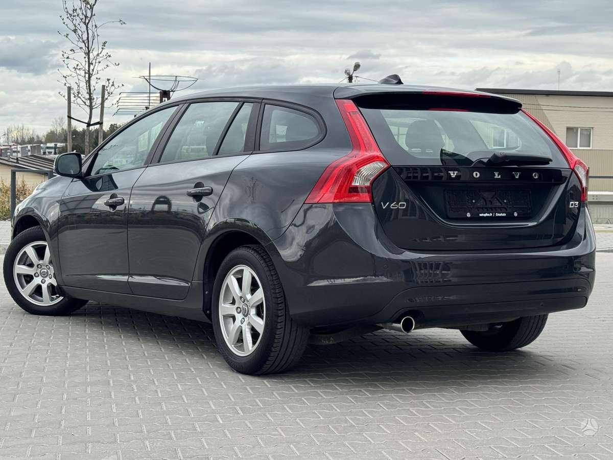 Volvo V60 2014 — photo 9