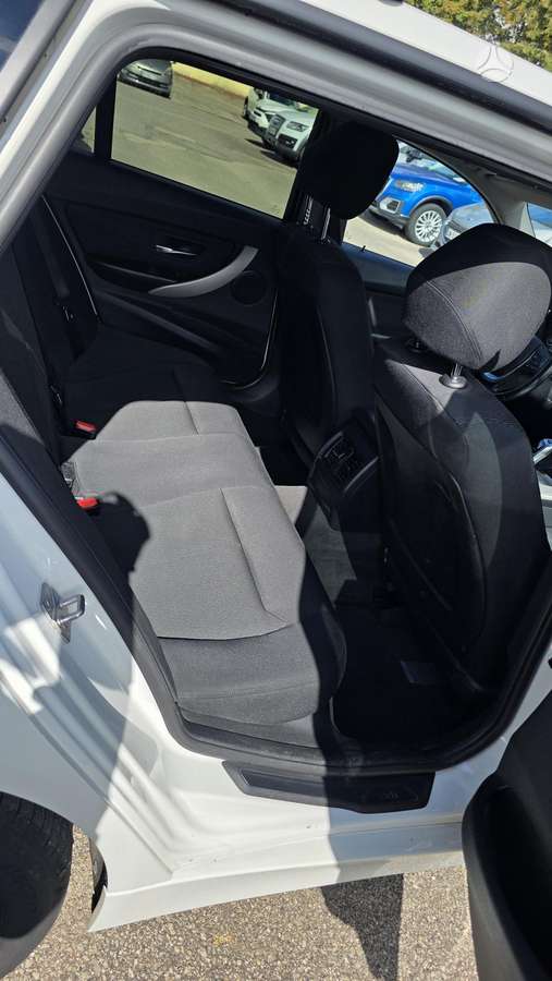 BMW 320 2013 — photo 10