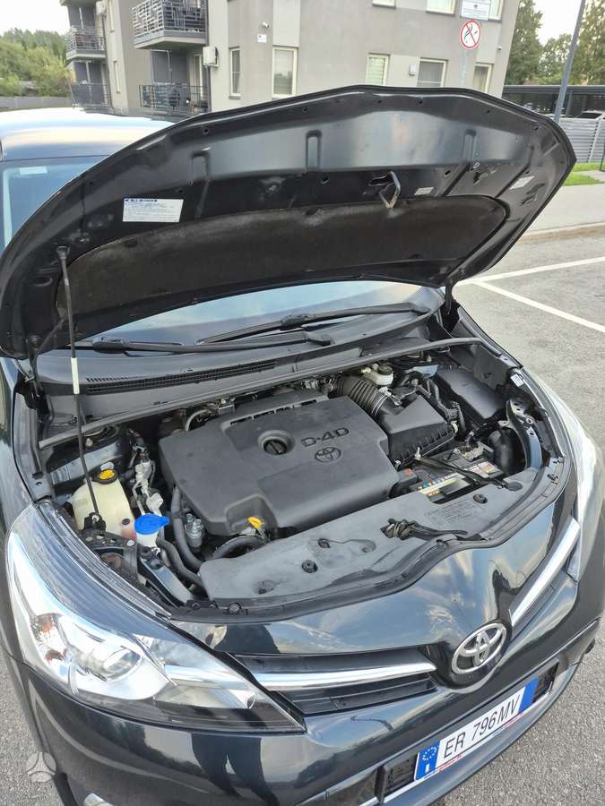Toyota Verso 2013 — photo 12