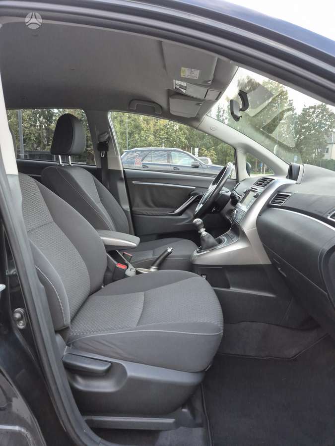 Toyota Verso 2013 — photo 15