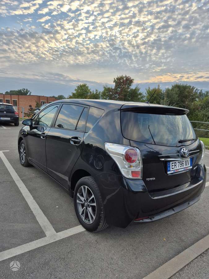 Toyota Verso 2013 — photo 5