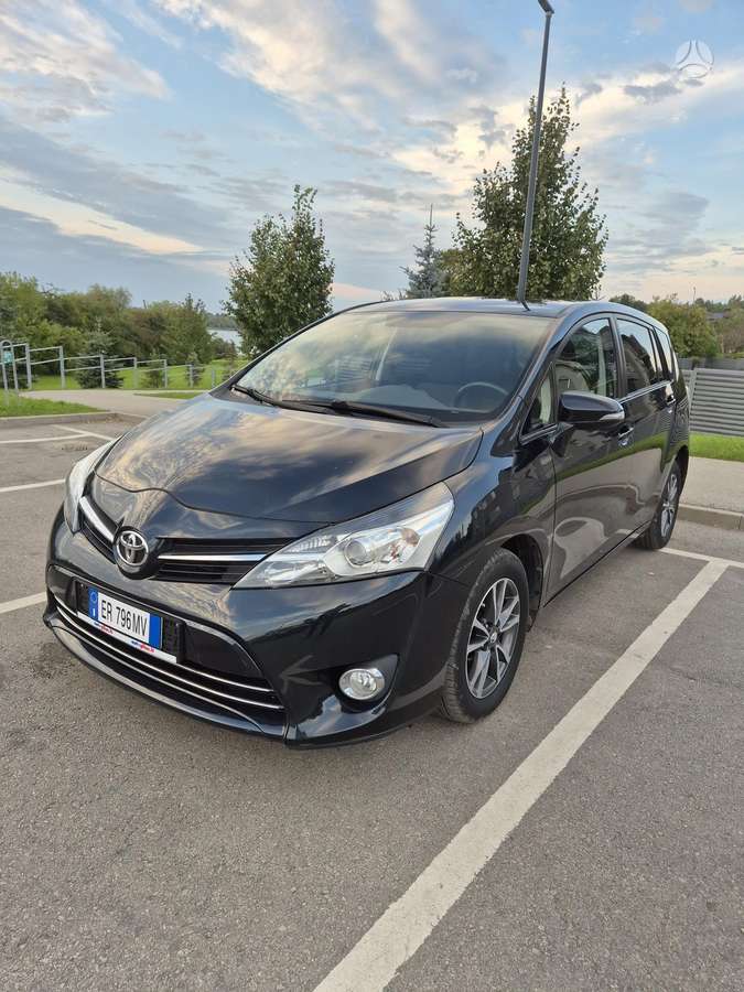 Toyota Verso 2013 — photo 7