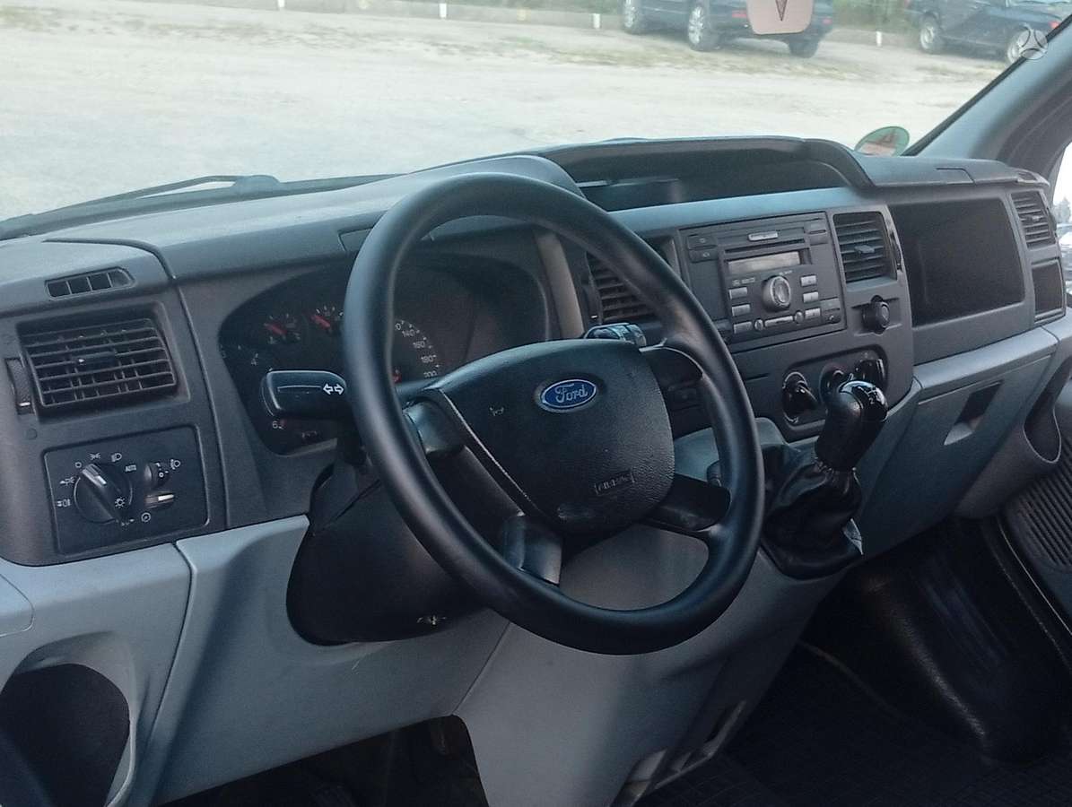 Ford Transit 2007 — photo 19
