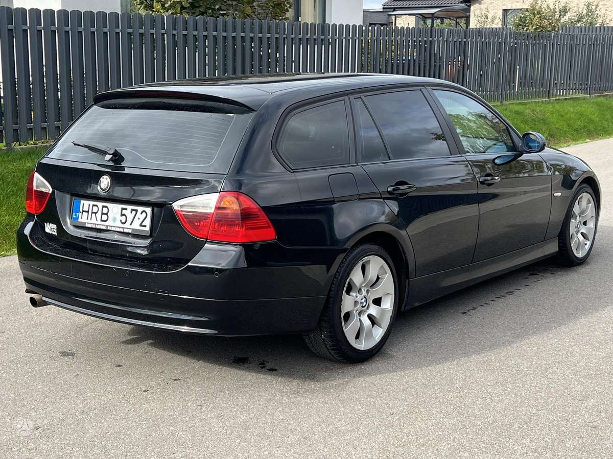 BMW 320 2006 — двигун 2000 cm³, 163 HP (120kW)