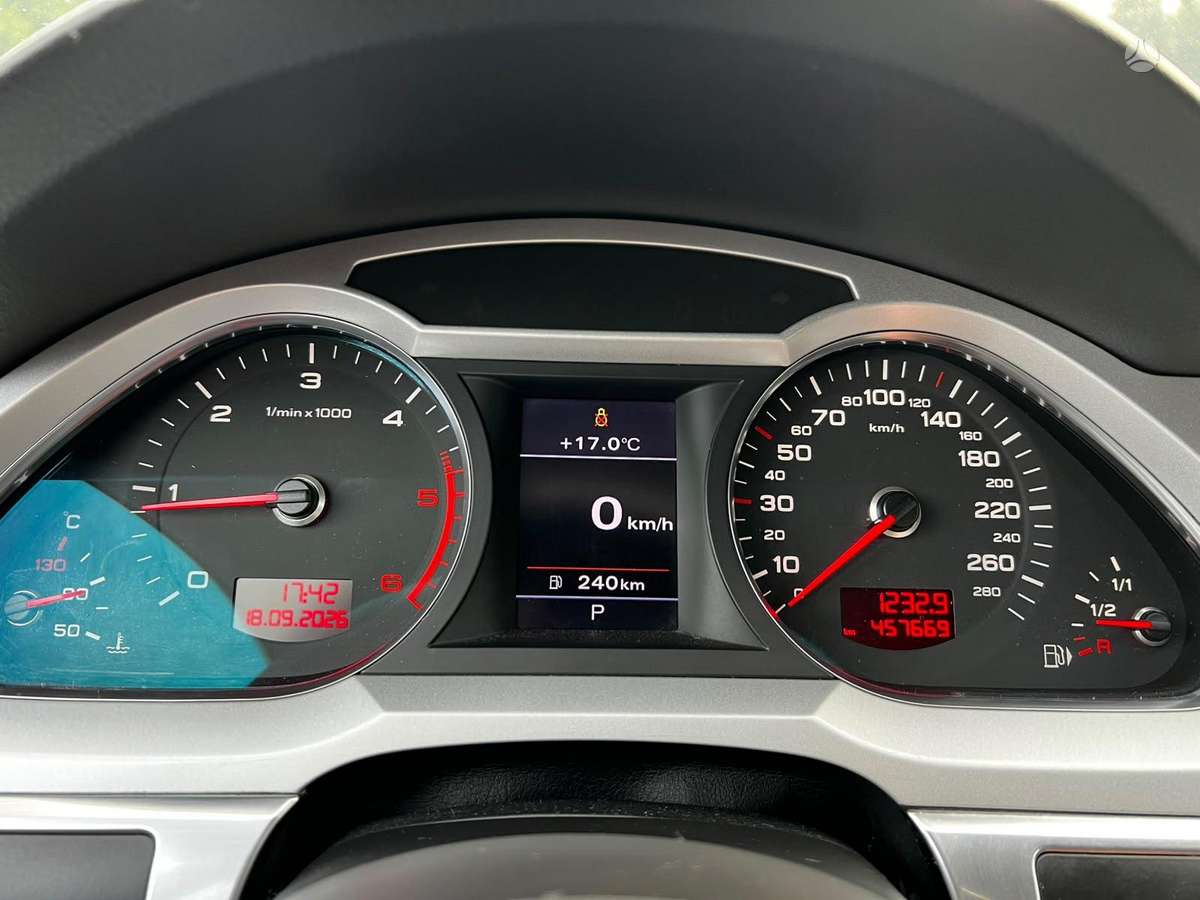 Audi A6 2009 — photo 12