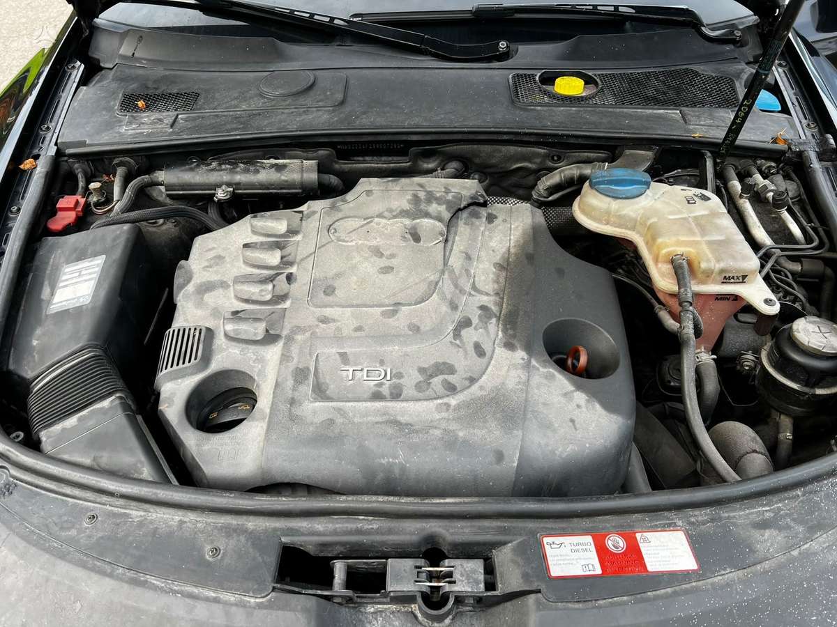 Audi A6 2009 — photo 13