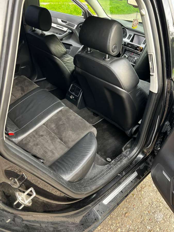 Audi A6 2009 — photo 23