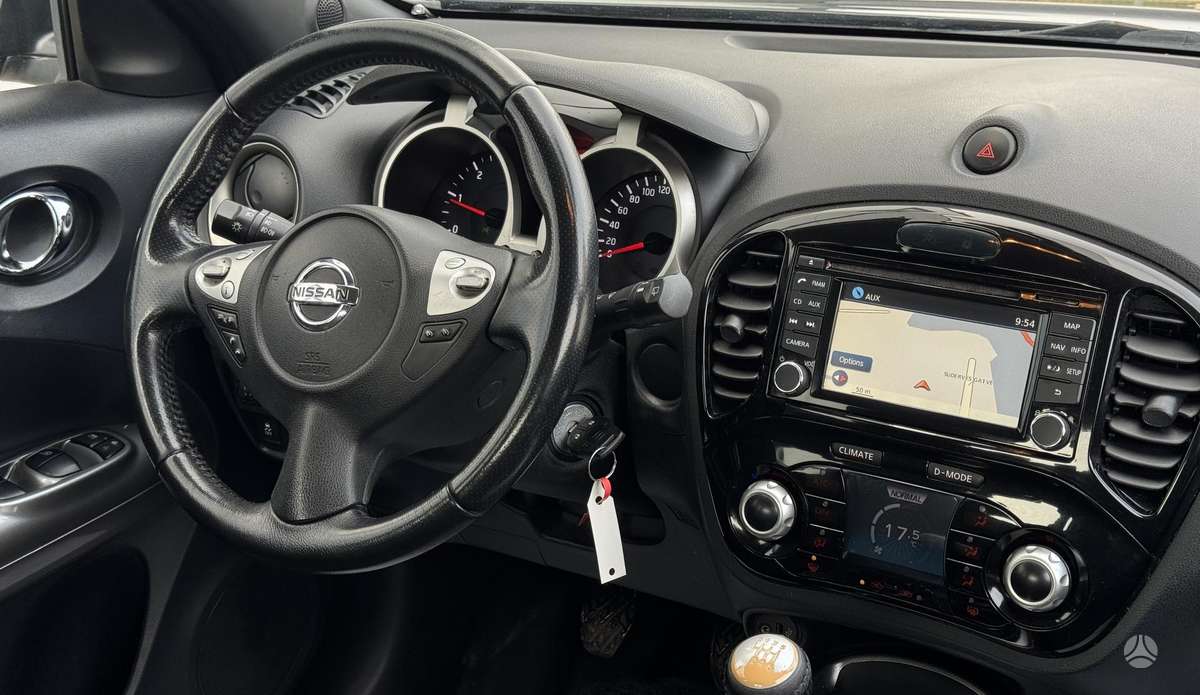 Nissan Juke 2014 — photo 16