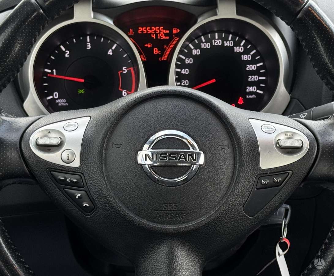 Nissan Juke 2014 — photo 19