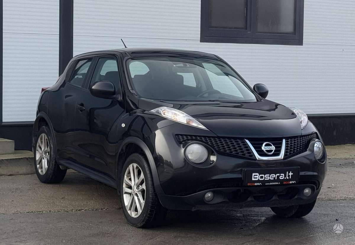 Nissan Juke 2014 — interior