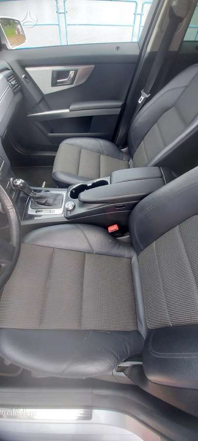 Mercedes-Benz GLK350 2011 — photo 10