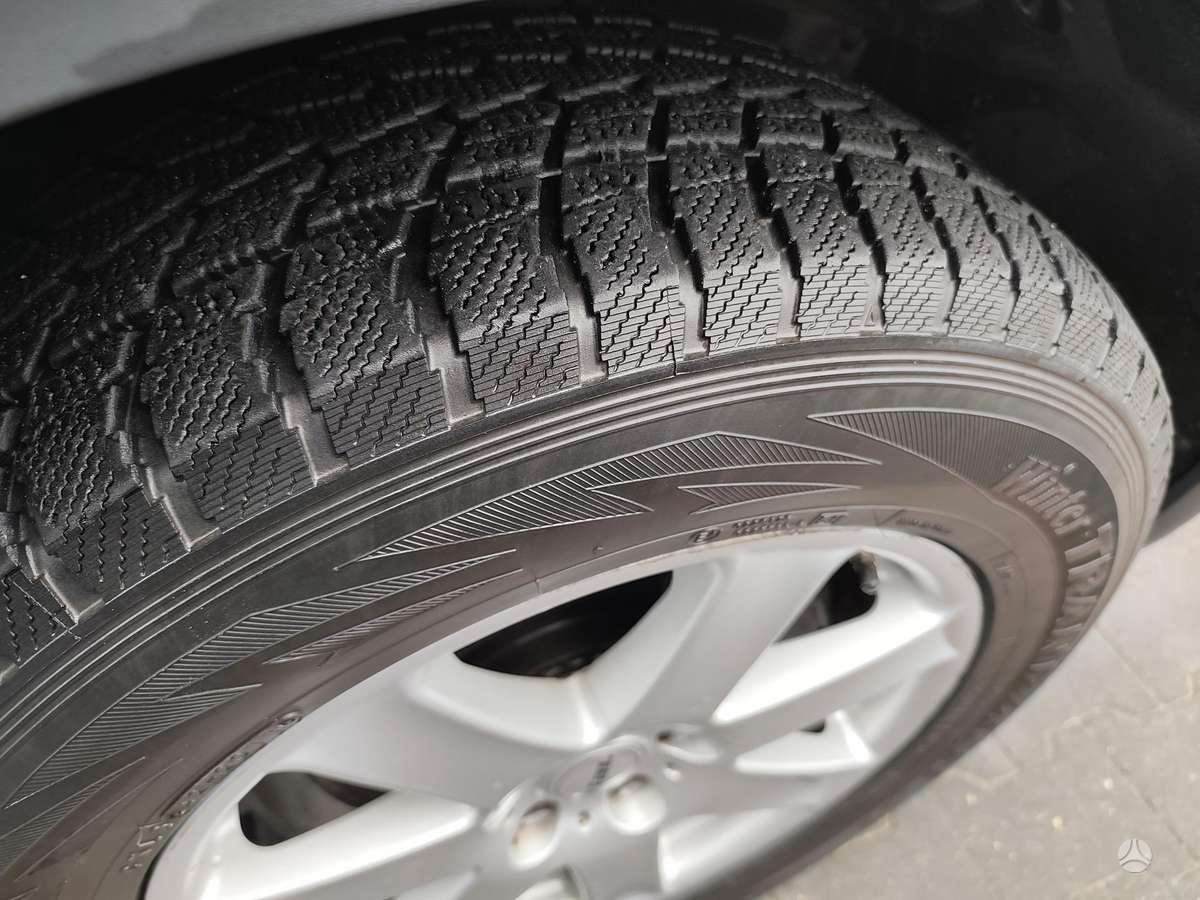 Volvo XC90 2004 — photo 13
