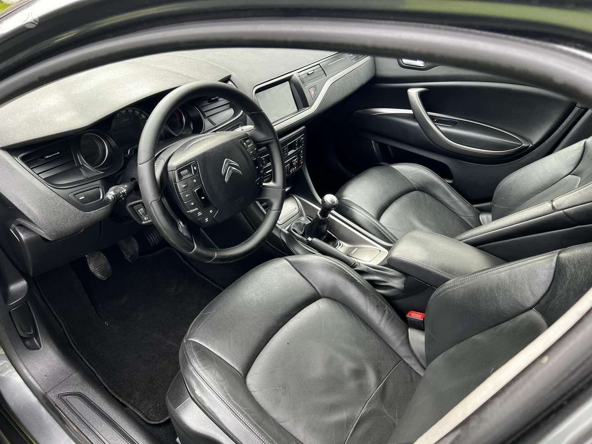 Citroen C5 2015 — фото 16