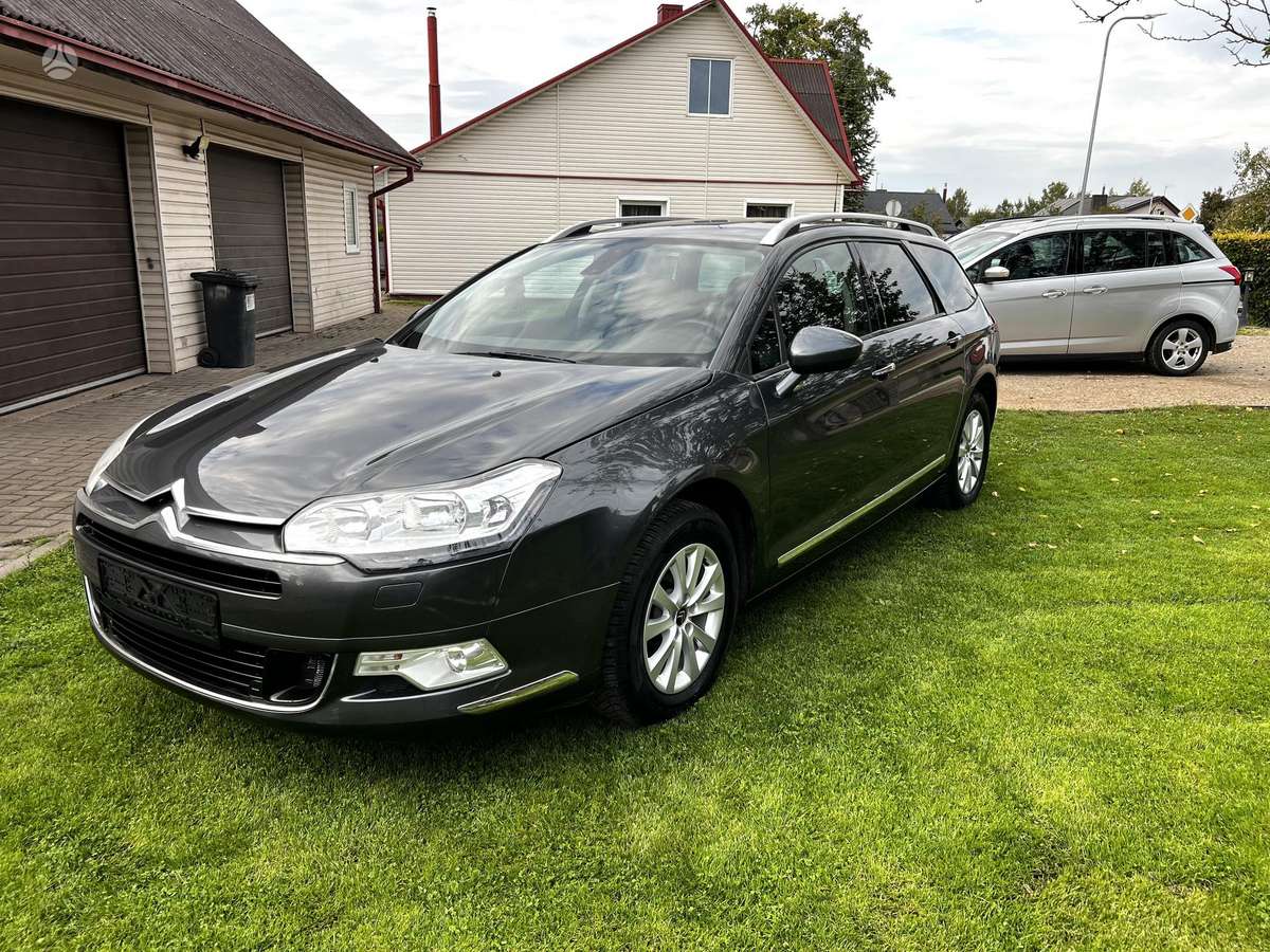 Citroen C5 2015 — двигун 1560 cm³, 114 HP (84kW)
