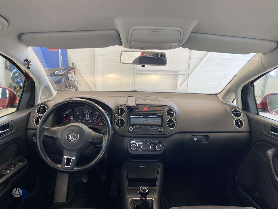 Volkswagen Golf 2010 — photo 11