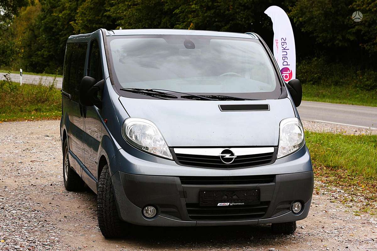 Opel Vivaro 2007 — двигун 2500 cm³, 145 HP (107kW)