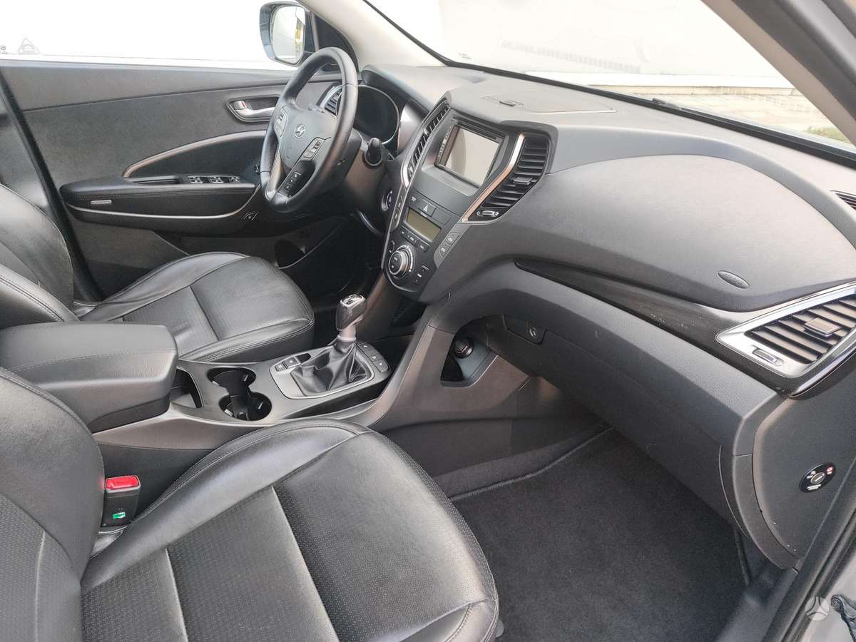 Hyundai Santa 2013 — photo 13