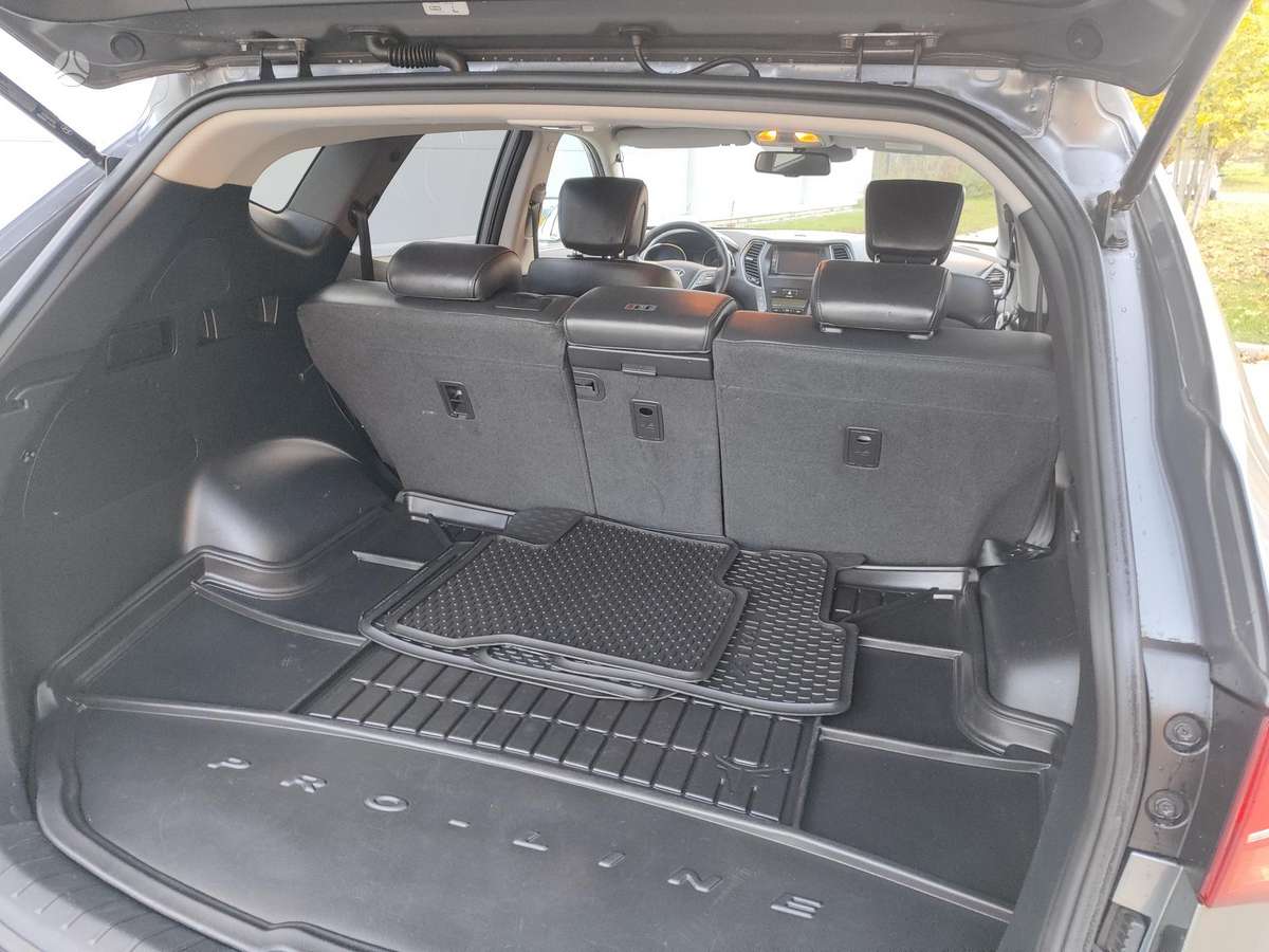 Hyundai Santa 2013 — photo 15