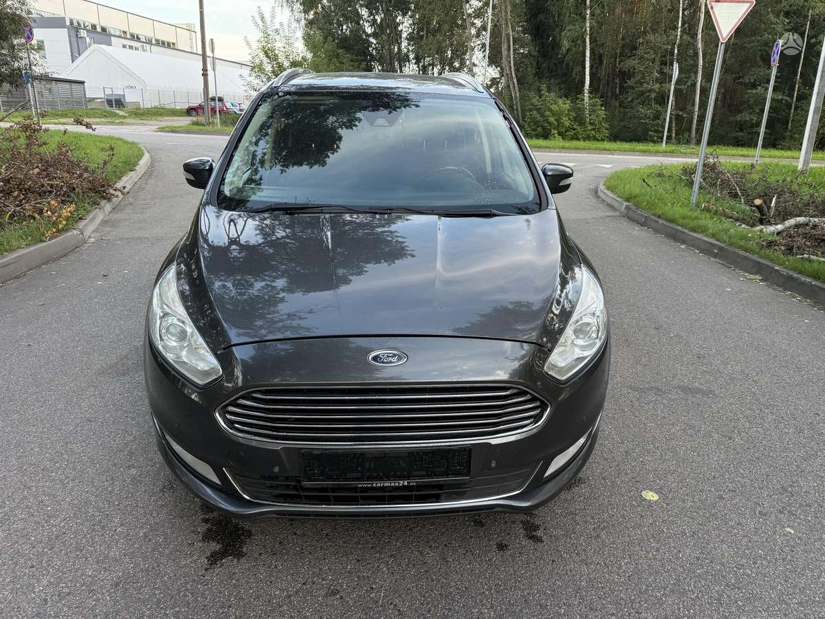 Ford Galaxy 2015 — фото 12
