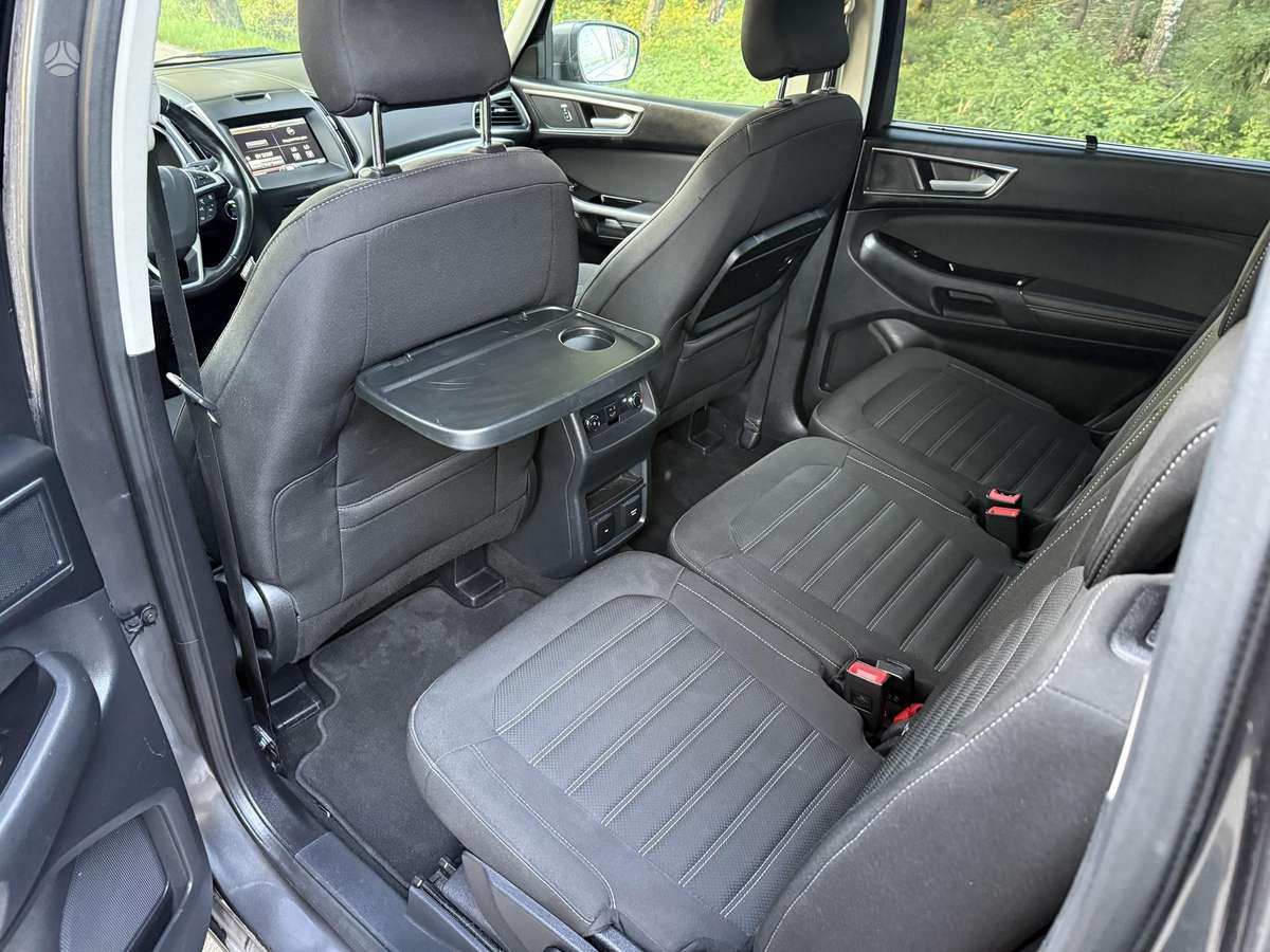 Ford Galaxy 2015 — фото 24