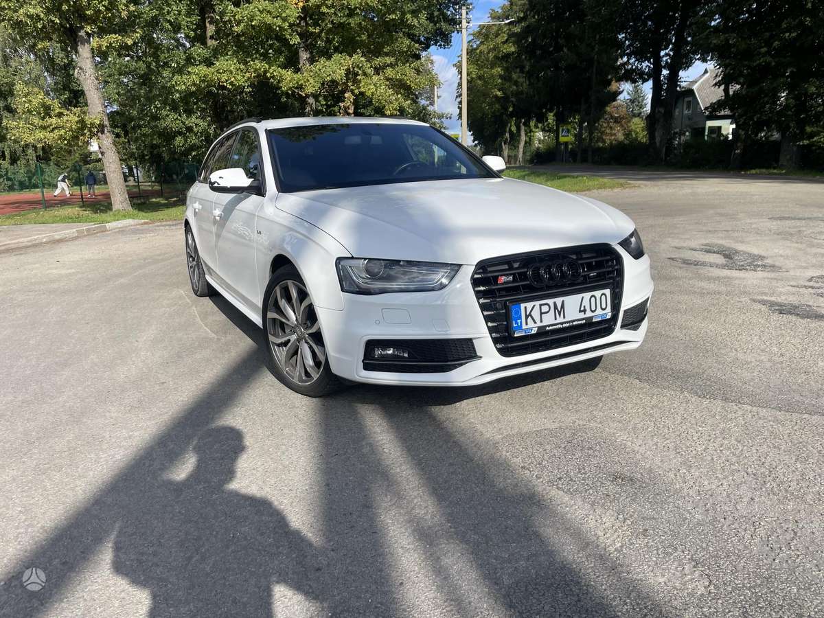 Audi A4 2015 — photo 8