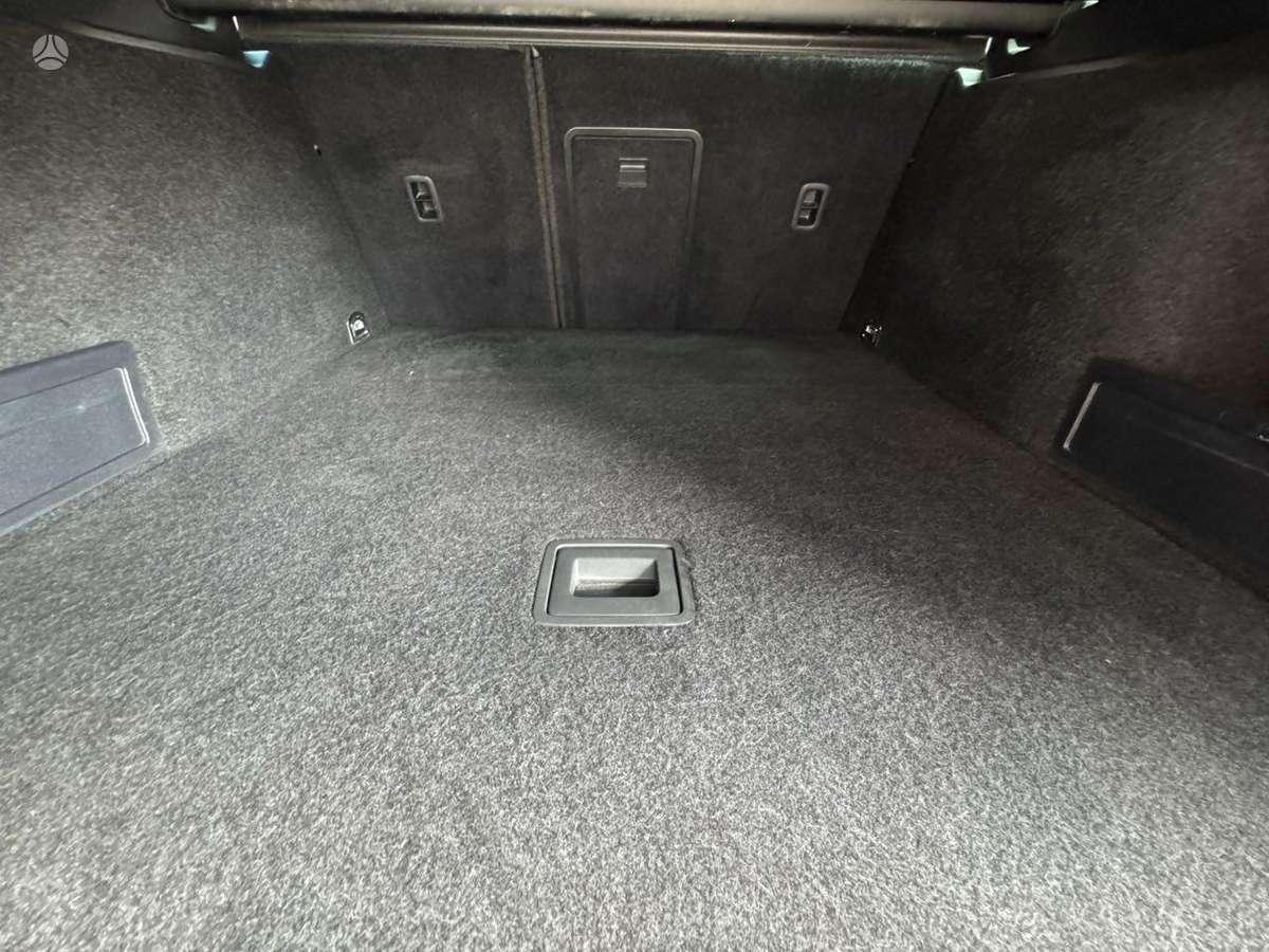 Volkswagen Passat 2012 — photo 19