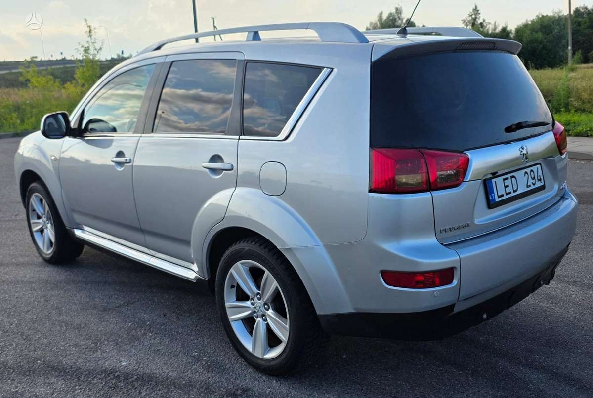 Peugeot 4007 2010 — photo 5