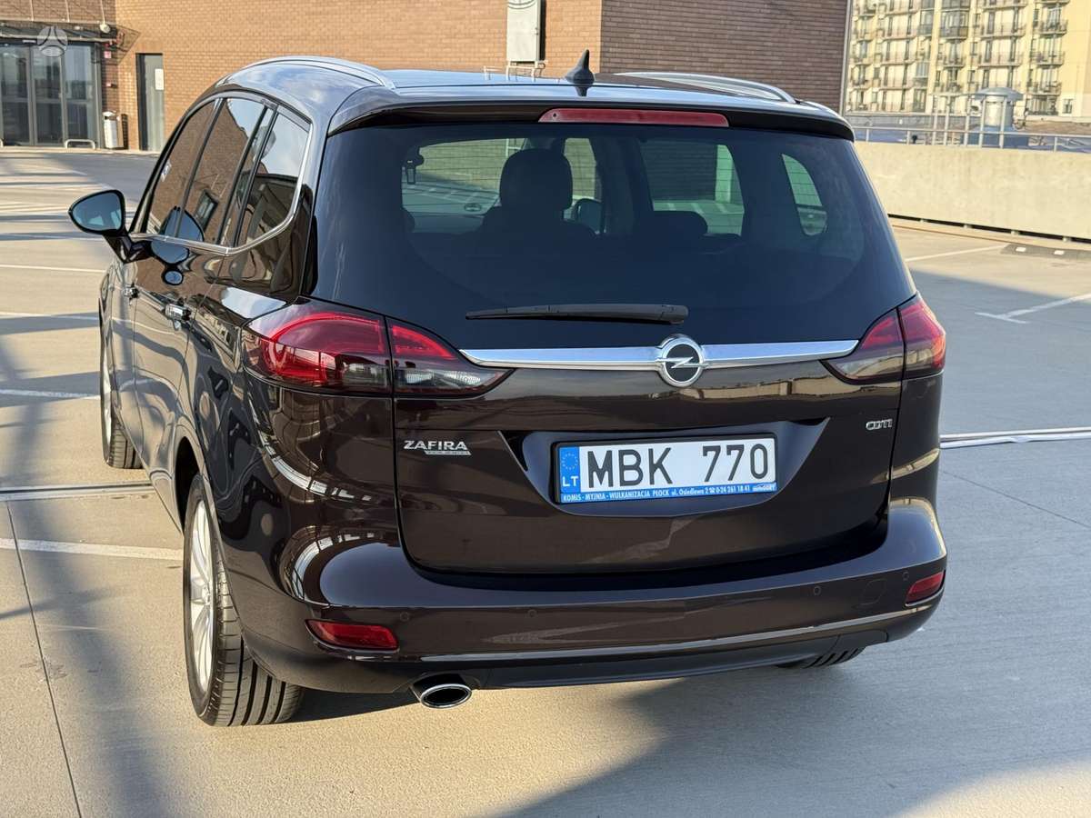 Opel Zafira 2012 — photo 7