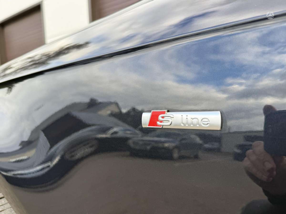 Audi A4 2014 — photo 10