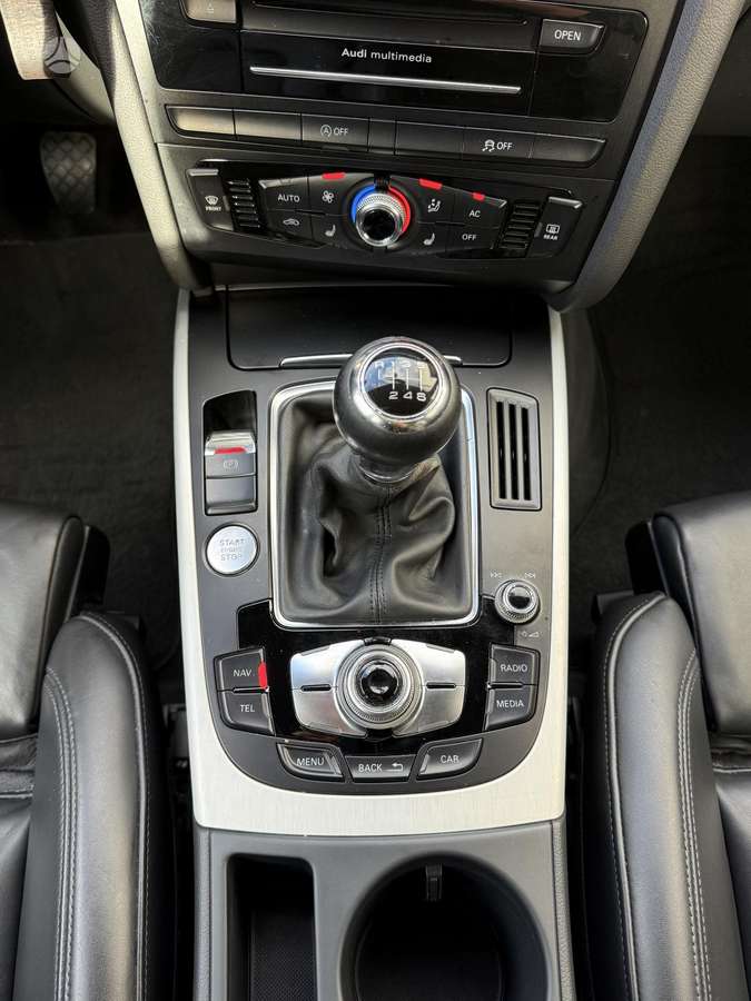 Audi A4 2014 — photo 14