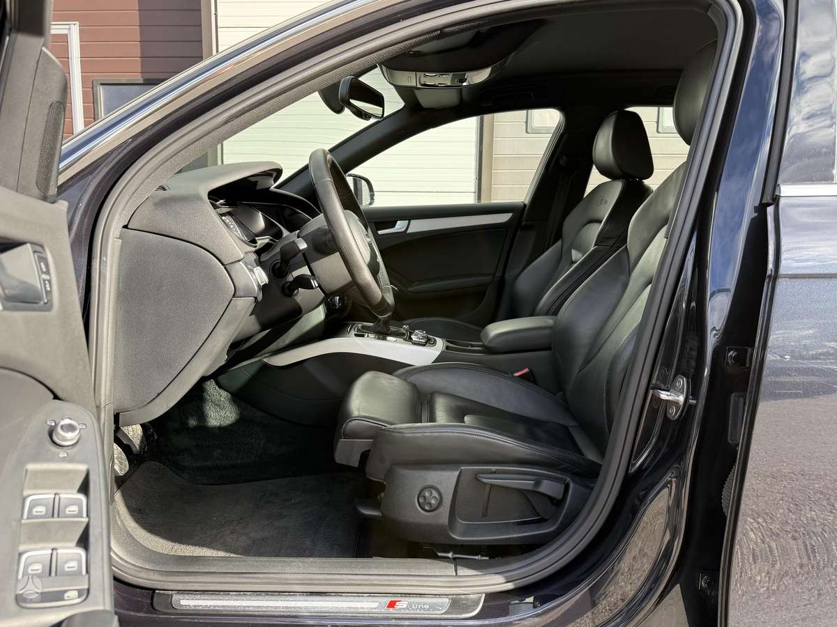 Audi A4 2014 — photo 18
